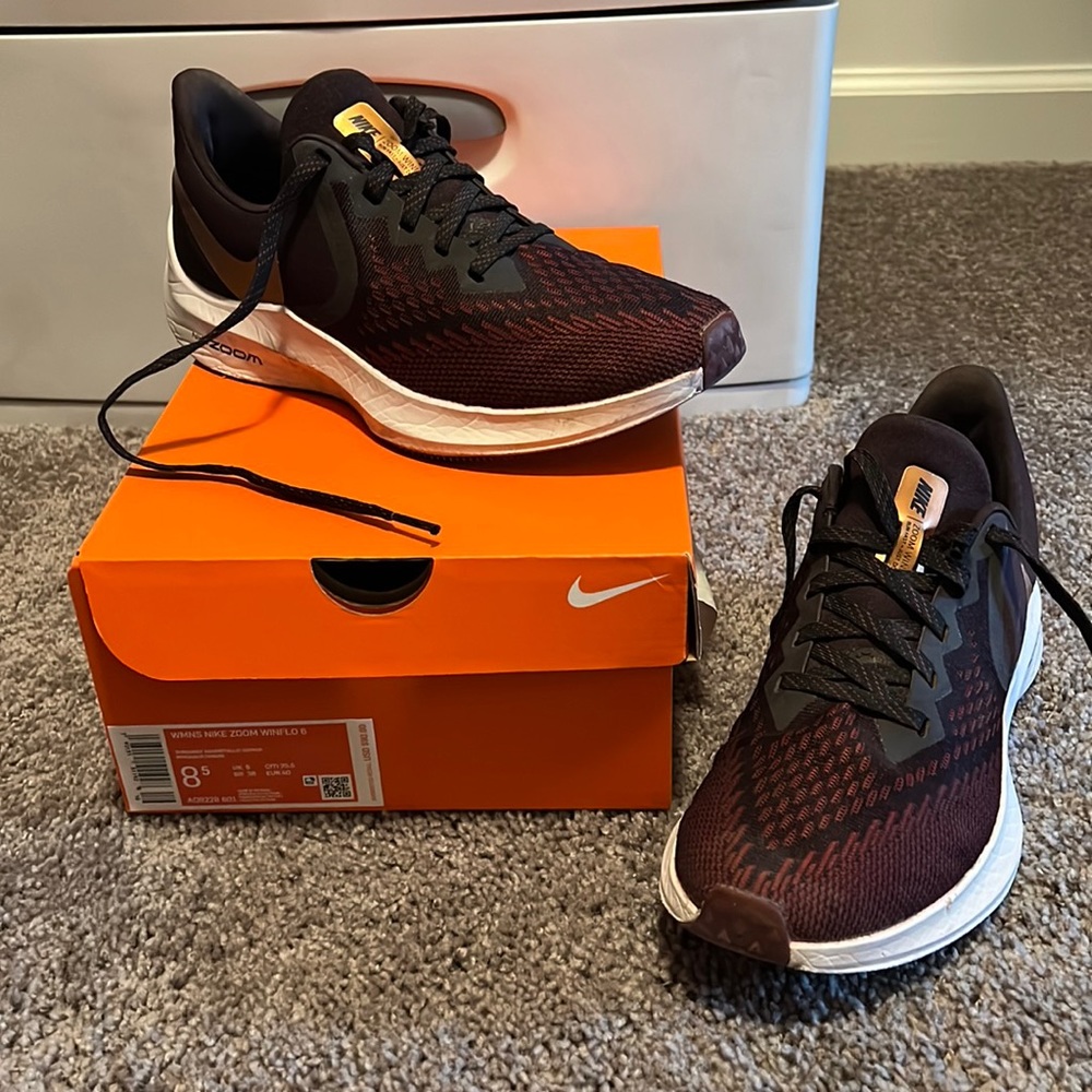 Womens Nike Zoom Winflo 6
